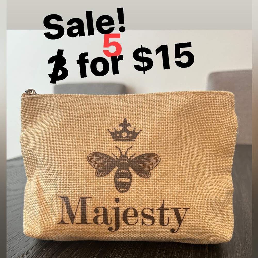 Savannah Bee makeup bag